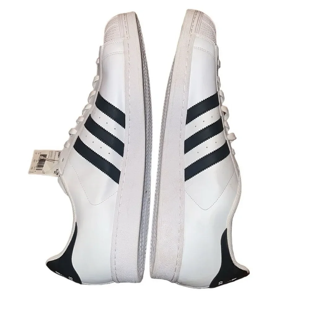 Adidas Originals Superstar Foundation in White and Black Size 19